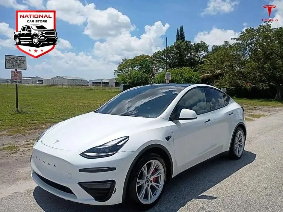 Suv in West Palm Beach, FL, United States 1 - 18195062