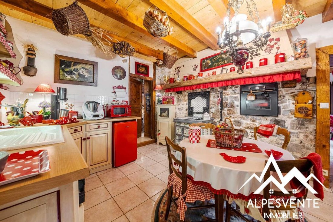 Country House in Seytroux, Auvergne-Rhône-Alpes, France 4 - 18881979