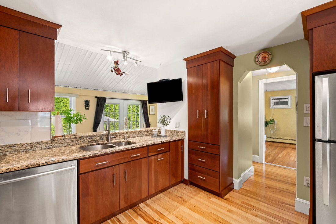 House in Methuen, Massachusetts, United States 5 - 18878751