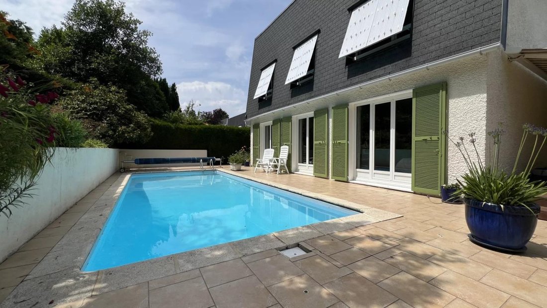 House in La Boissiere, Plaisir, France 1 - 18882604