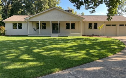 House in Gainesville, Georgia, United States 1