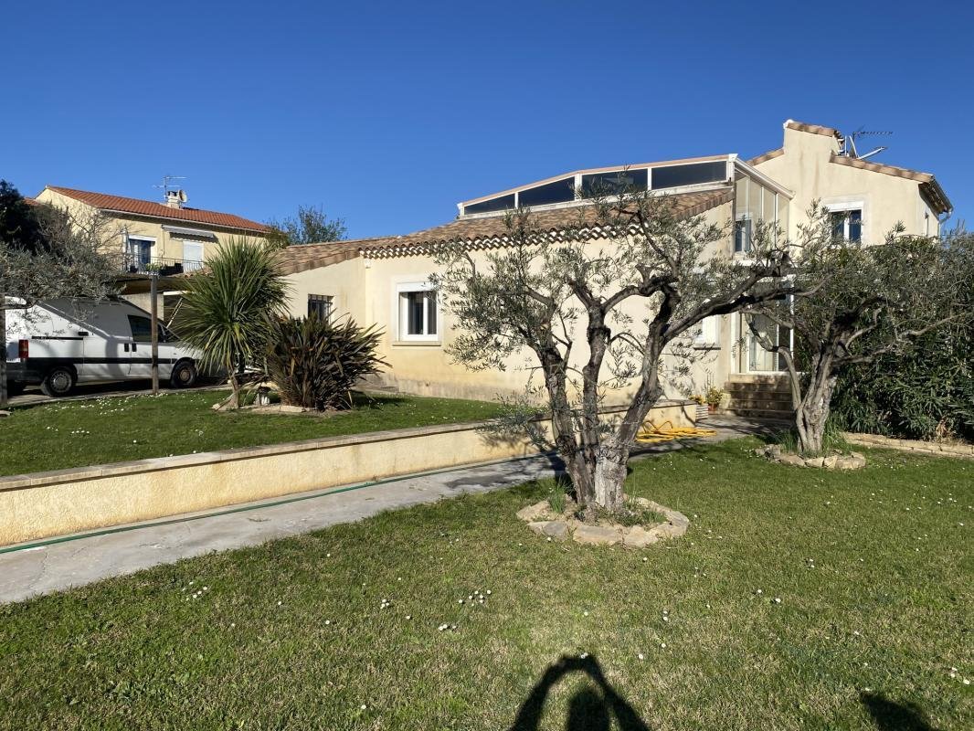 Haus in Ferrages, La Fare-les-Oliviers, Frankreich 1 - 18880804