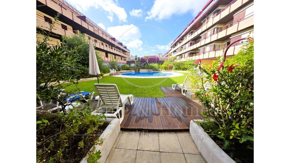 Apartment in Estoril, Cascais e Estoril, Lisbon 1 - 13976290
