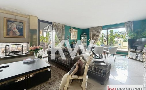 Apartamento en Centre Ville, Reims, Francia 1