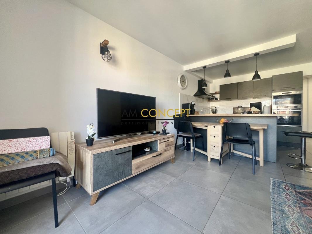 Wohnung in Nizza, Provence-Alpes-Côte d'Azur, Frankreich 3 - 18884636