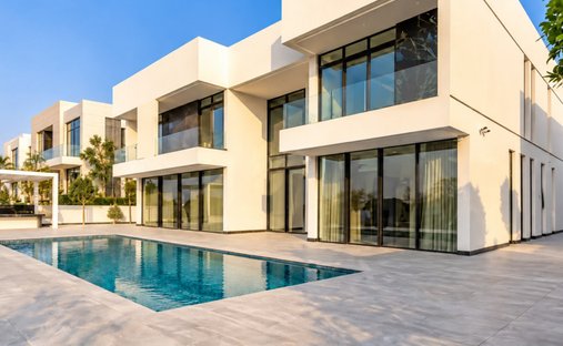 Villa in Hadaeq Sheikh Mohammed Bin Rashid, Dubai, United Arab Emirates 1