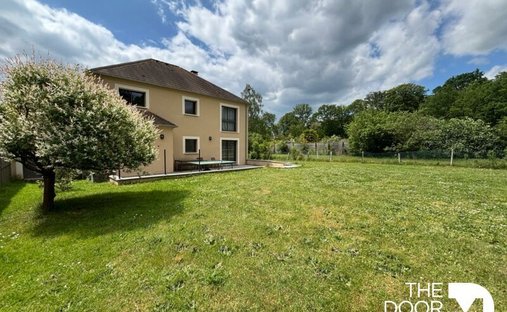 House in Rambouillet, Ile-de-France, France 1