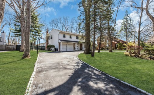 House in Plainview, New York, United States 1