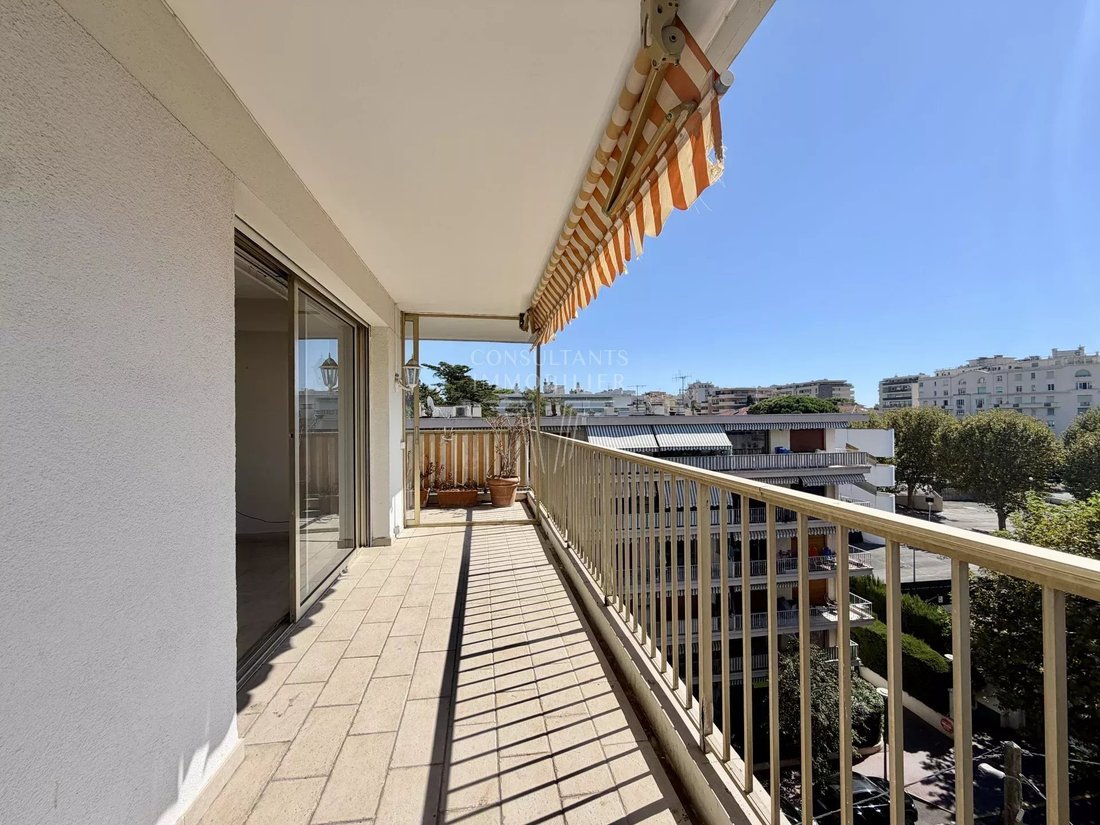 Apartment in Cannes, Provence-Alpes-Côte d'Azur, France 2 - 18879310