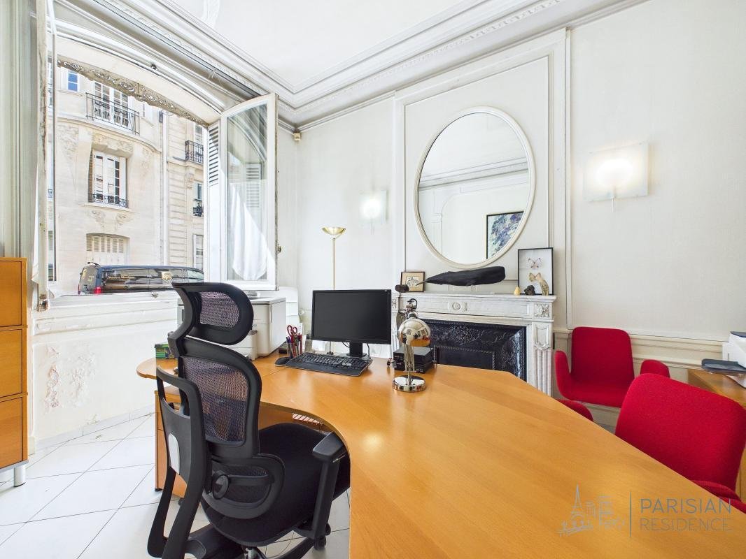 Appartamento a Saint Philippe du Roule, Paris 8e Arrondissement, Parigi 1 - 18881476