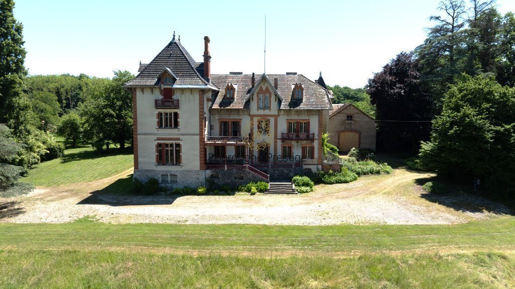 Castle in Centre Ville, Tournus, France 2 - 18882748