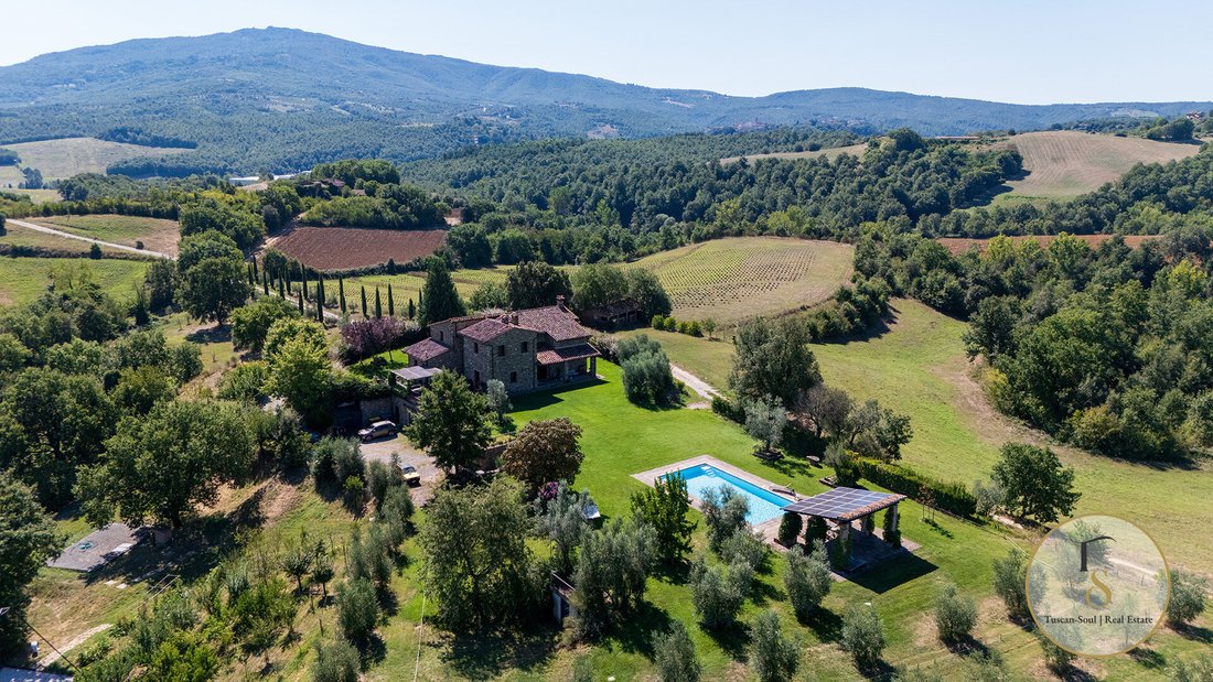 Casa di campagna a Piegaro, Umbria, Italia 1 - 18610847