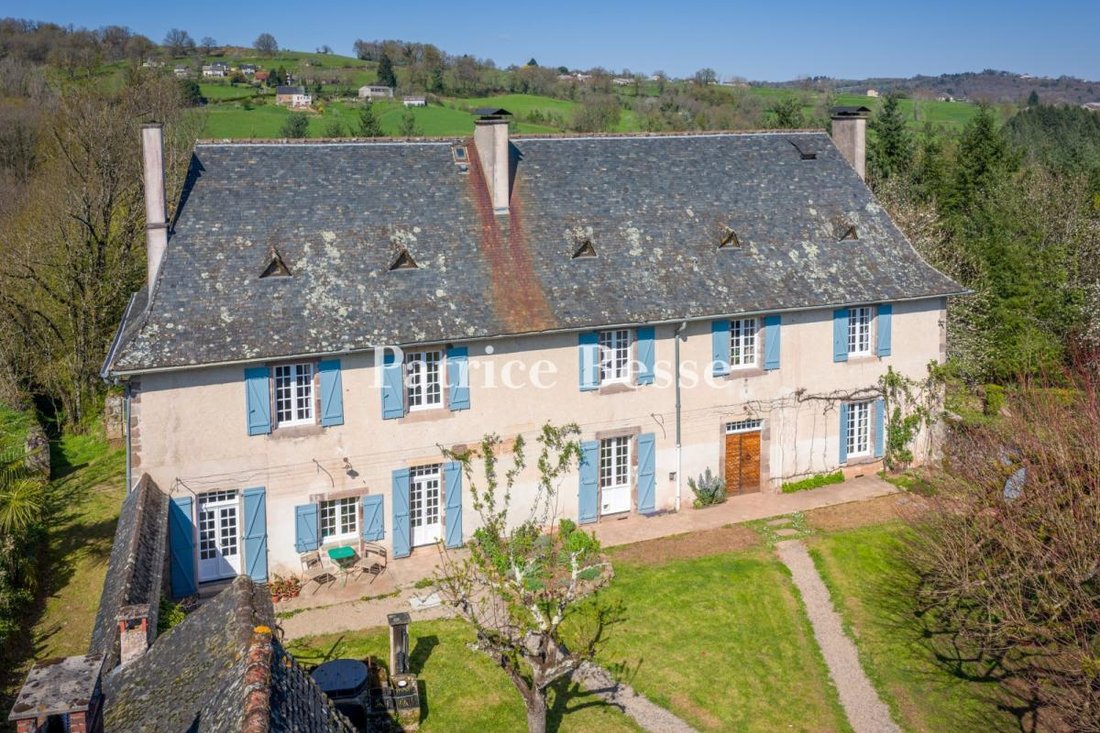 Casa a Arnac-Pompadour, Nuova Aquitania, Francia 3 - 18341061