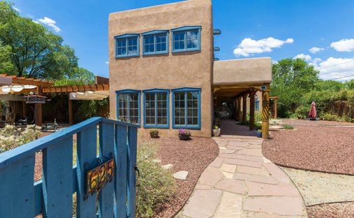 House in Taos, New Mexico, United States 1