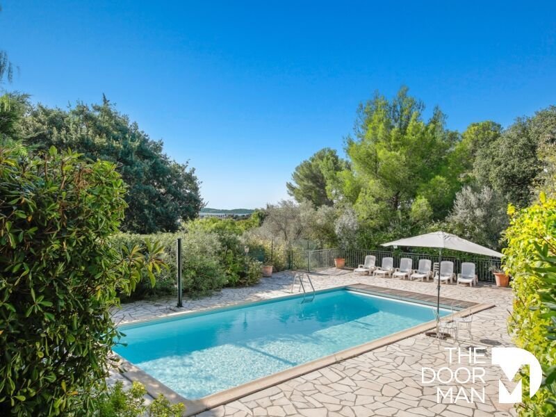 Casa en Hyères, Provenza-Alpes-Costa Azul, Francia 4 - 18884099