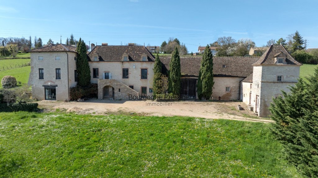 Maison à Centre Ville, Tournus, France 3 - 18882922