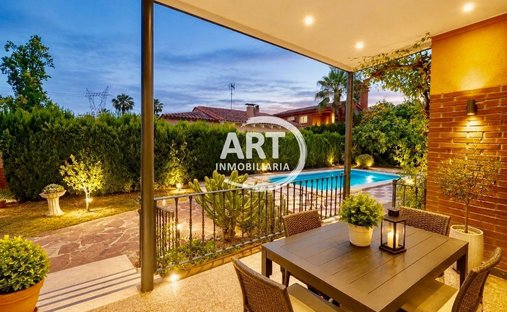 Chalet in l'Eliana, Valencian Community, Spain 1