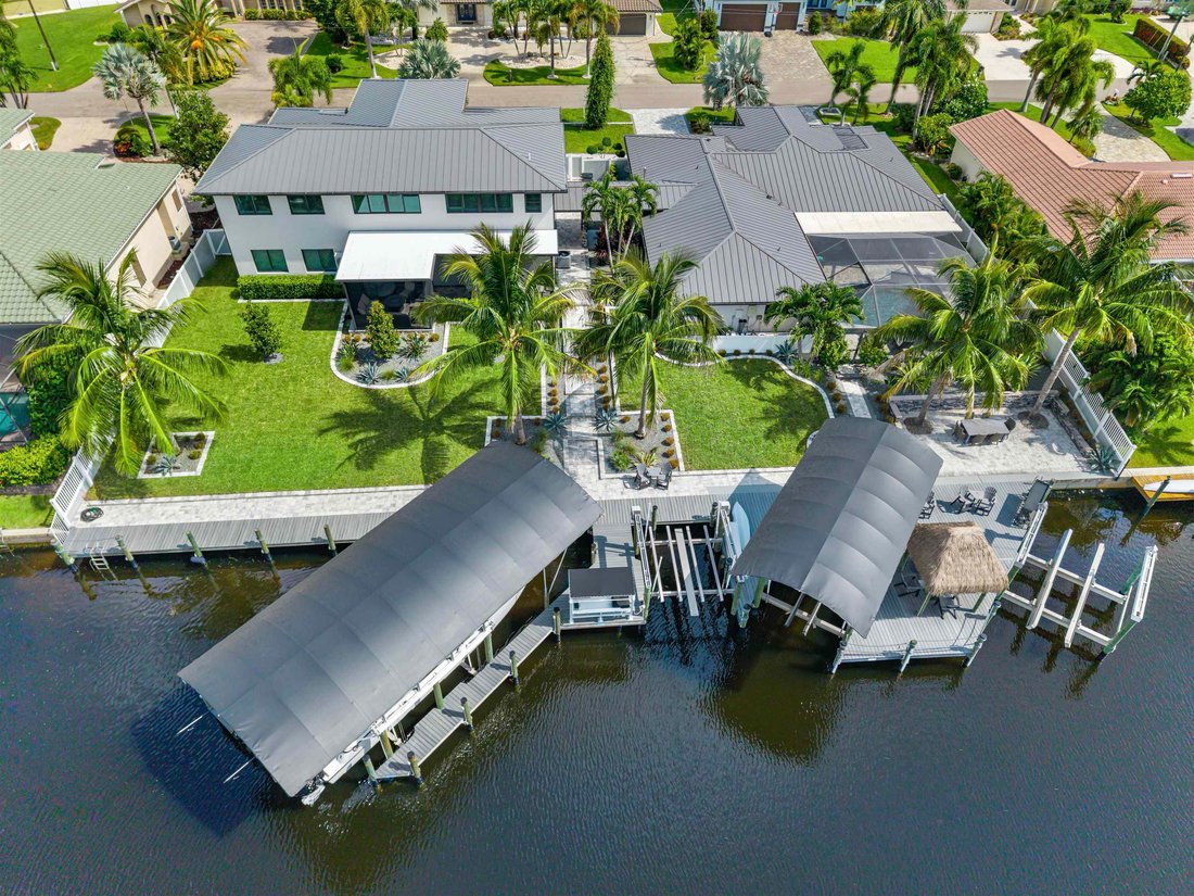 House in Cape Coral, Florida, United States 2 - 18892606
