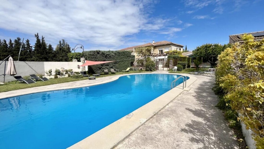 Villa a Saumane-de-Vaucluse, Provenza-Alpi-Costa Azzurra, Francia 2 - 18887416