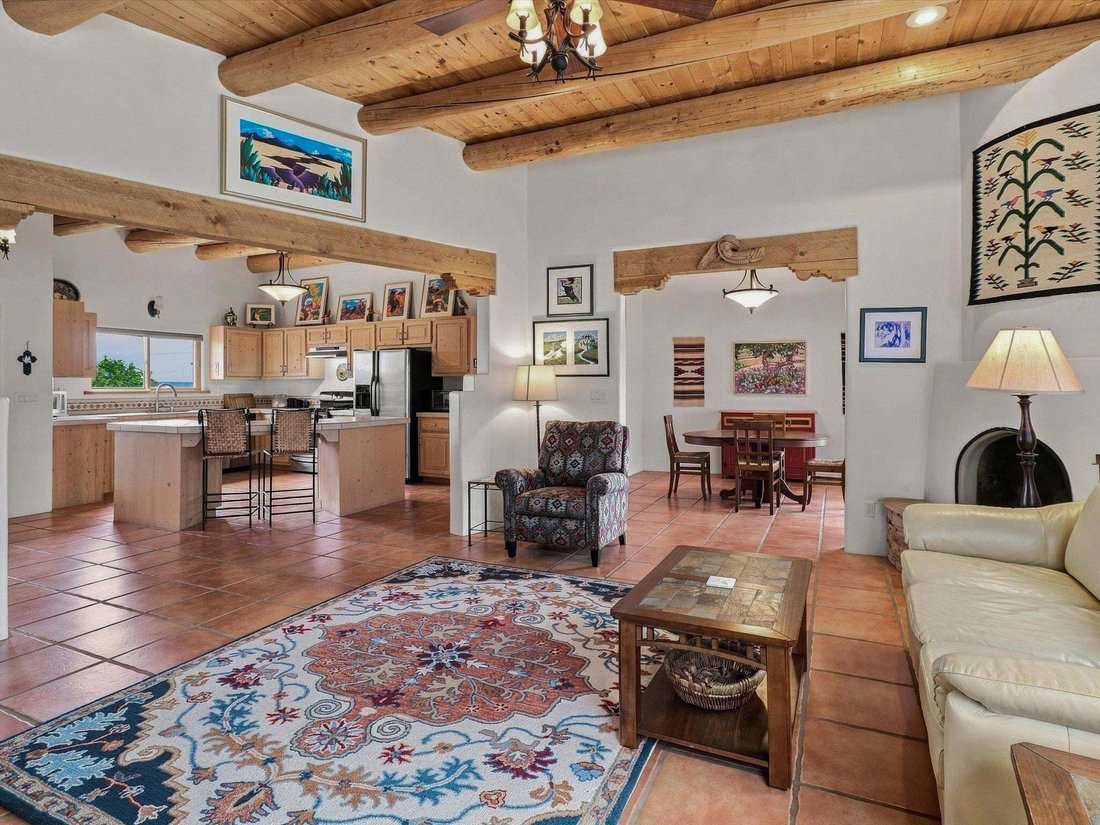 House in El Prado, New Mexico, United States 5 - 18888641