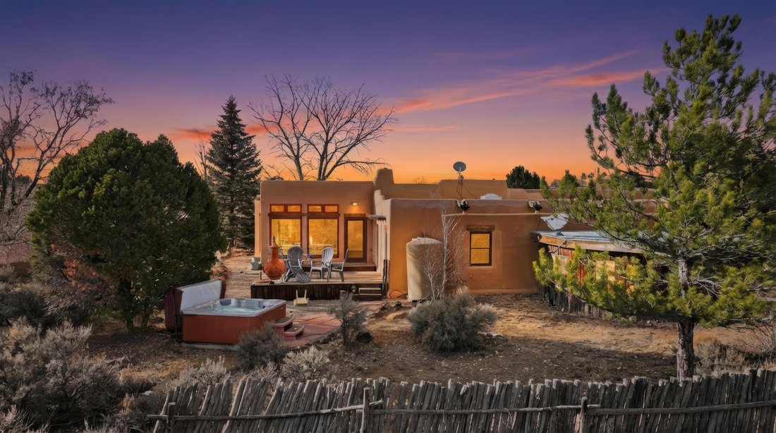 House in El Prado, New Mexico, United States 2 - 18888607