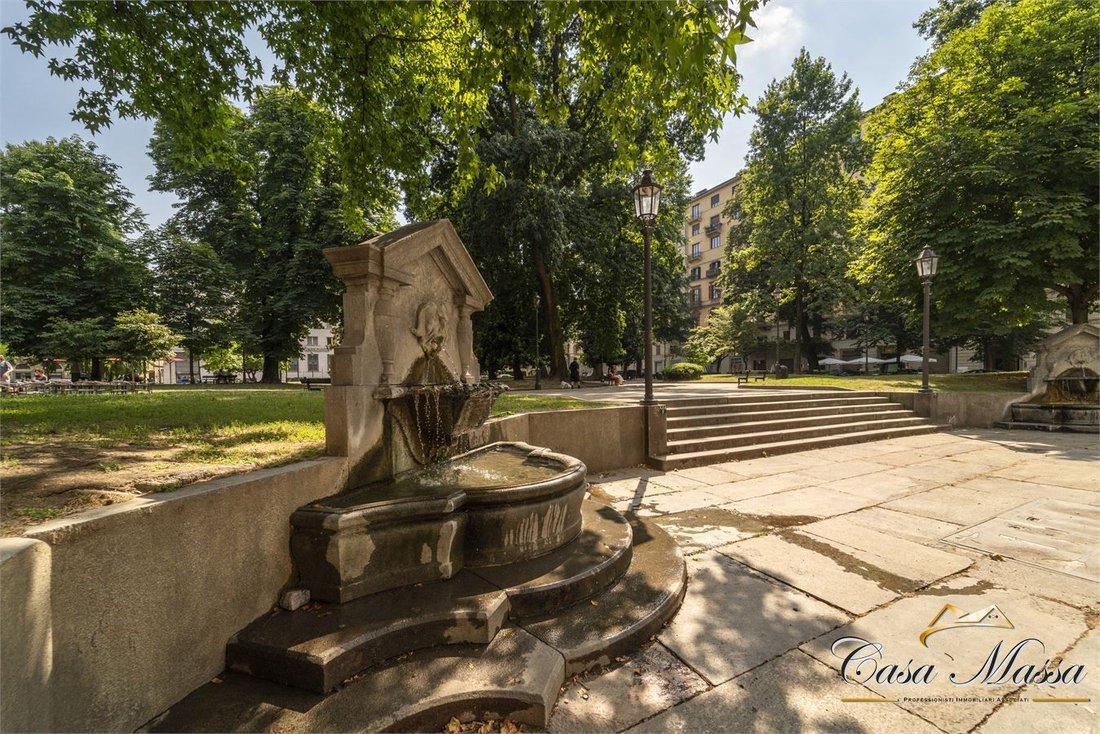 Apartment in Centro, Turin, Piedmont 2 - 18888873