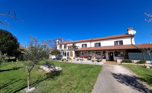 House in Karigador, Istria County, Croatia 1