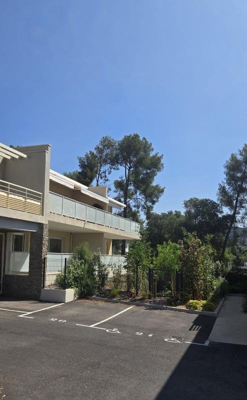 Apartamento en La Ciotat, Provenza-Alpes-Costa Azul, Francia 1 - 18880797