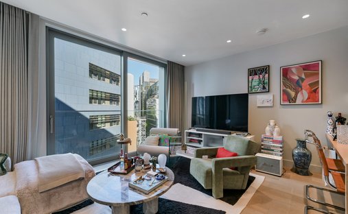 Apartment in Hyde Park, Westminster, England 1
