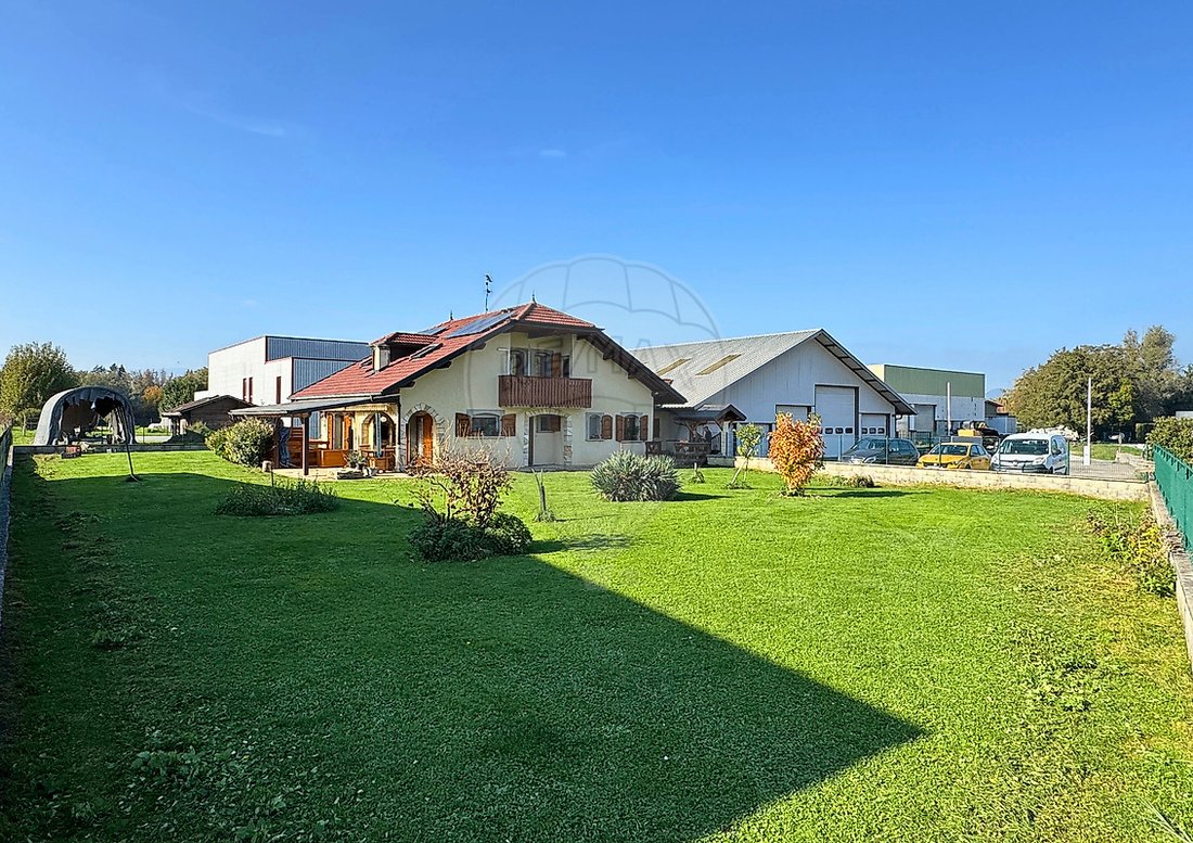 Casa a Amancy, Auvergne-Rodano-Alpi, Francia 5 - 18884247