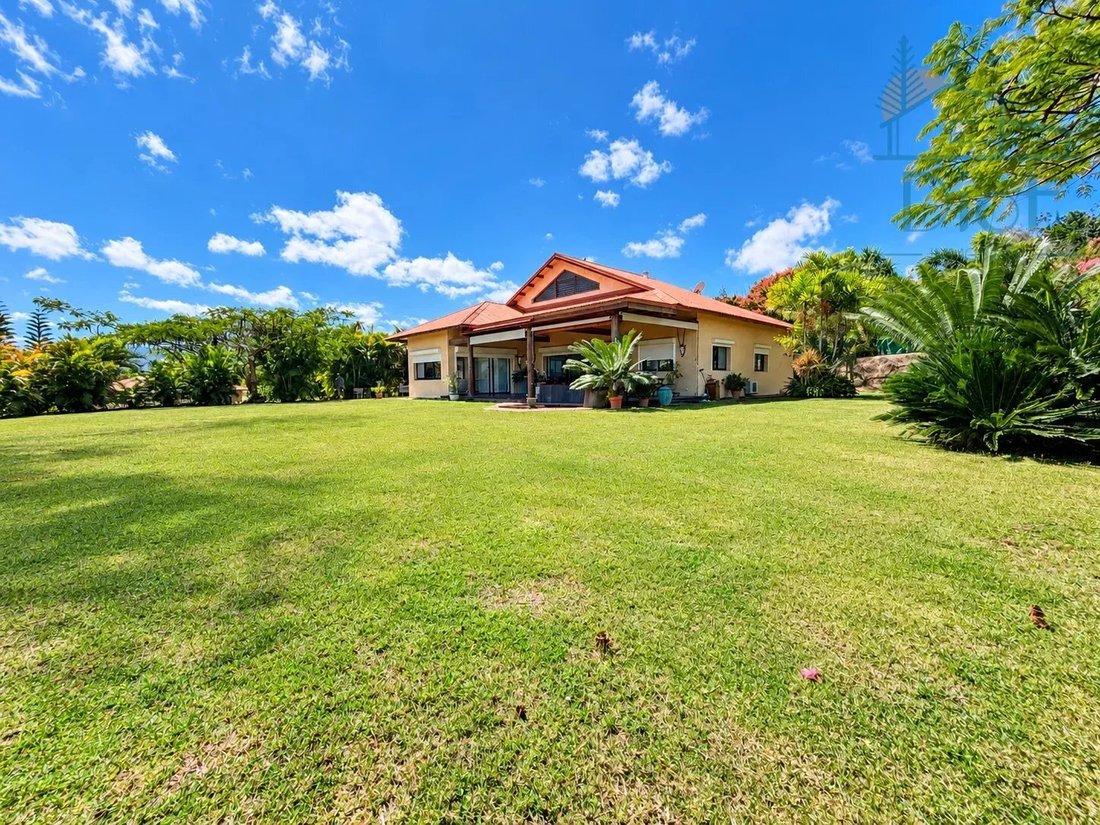 Villa in Bouloupari, South Province, New Caledonia 2 - 18891376