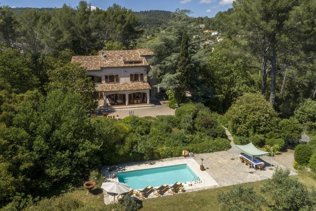 Villa à Callas, Provence-Alpes-Côte d'Azur, France 2 - 18886713
