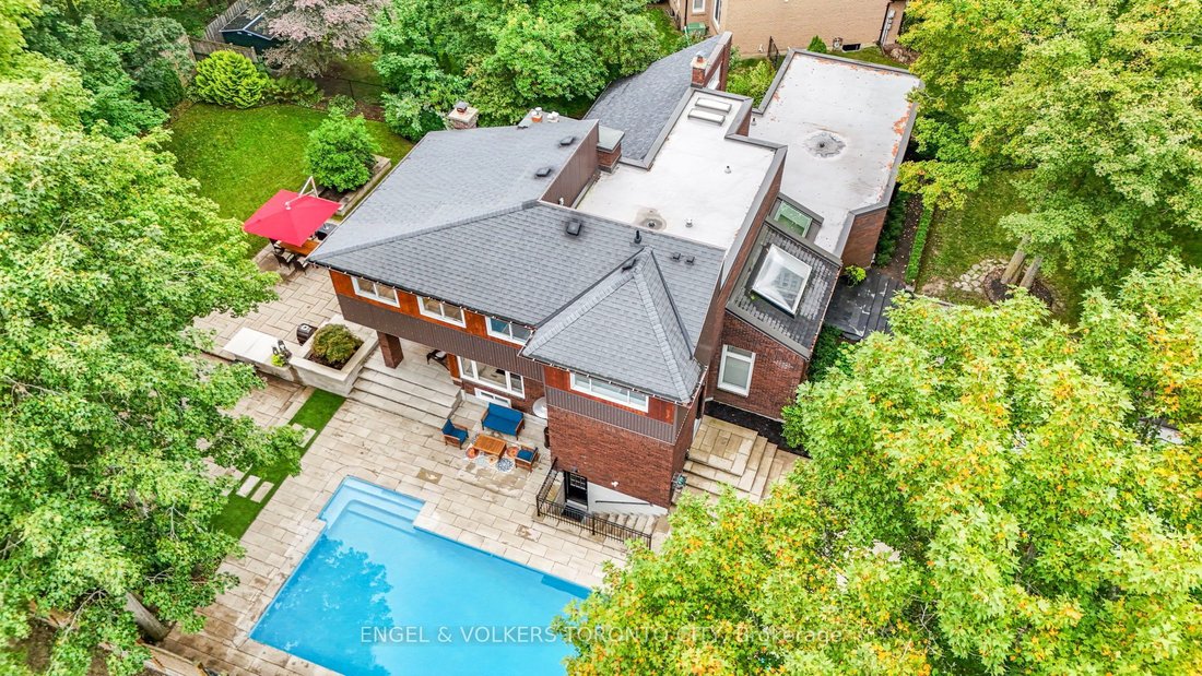 Haus in King, Ontario, Kanada 1 - 18890695