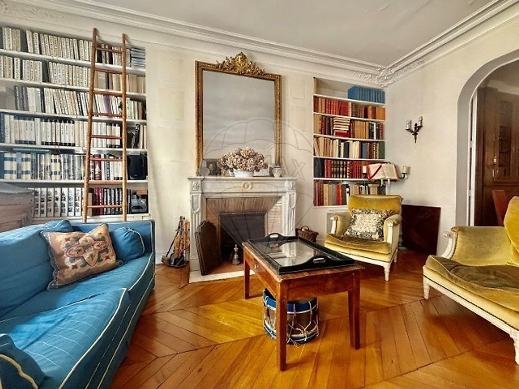 Apartment in Invalides, Paris 7e Arrondissement, Paris 3 - 18883898