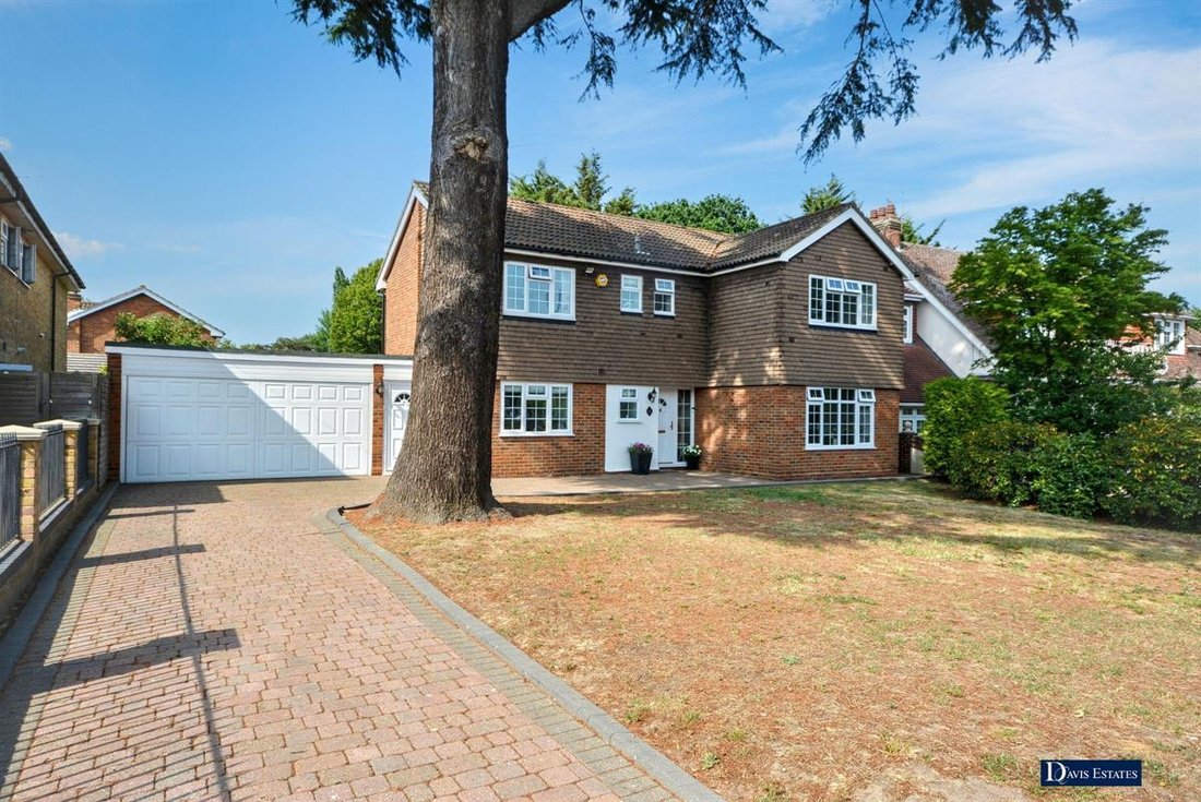 House in Emerson Park, Romford, England 1 - 18879894