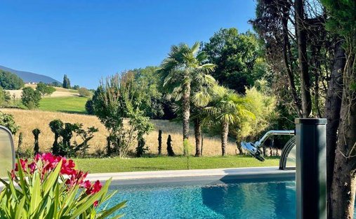 House in Yenne, Auvergne-Rhône-Alpes, France 1
