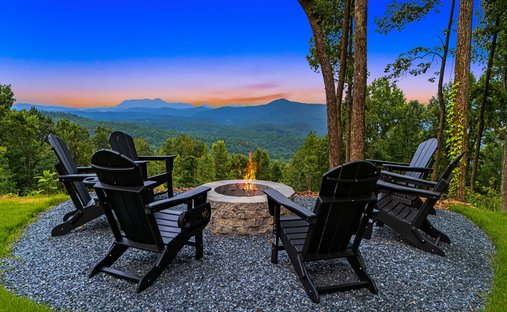 House in Zirconia, North Carolina, United States 1