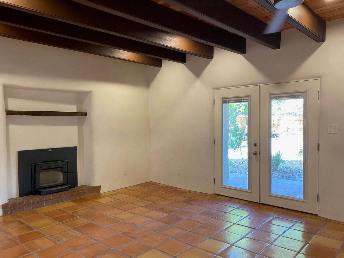 House in Taos, New Mexico, United States 2 - 18888634