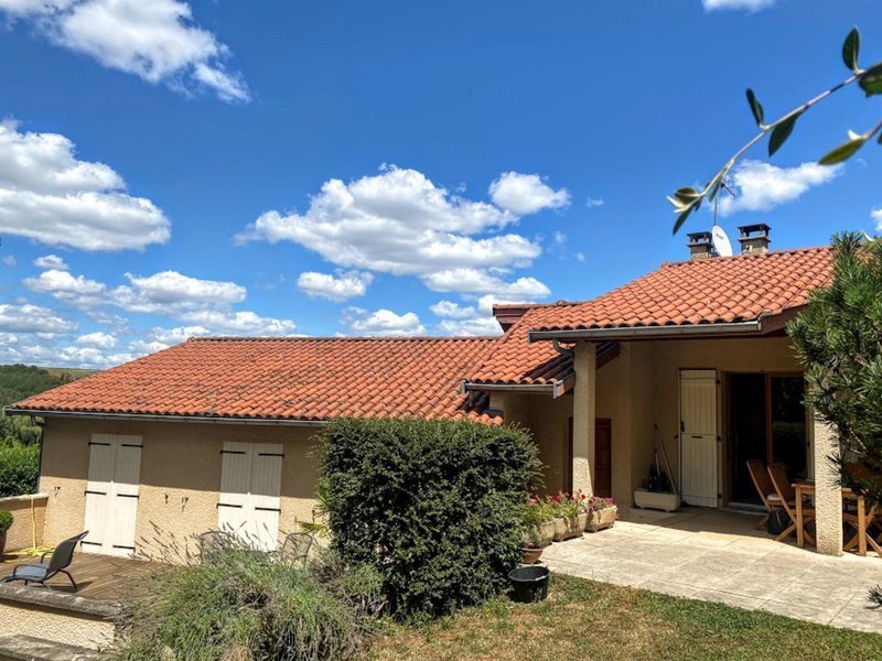 House in Villefranche-sur-Saone, Auvergne-Rhône-Alpes, France 1 - 18880687