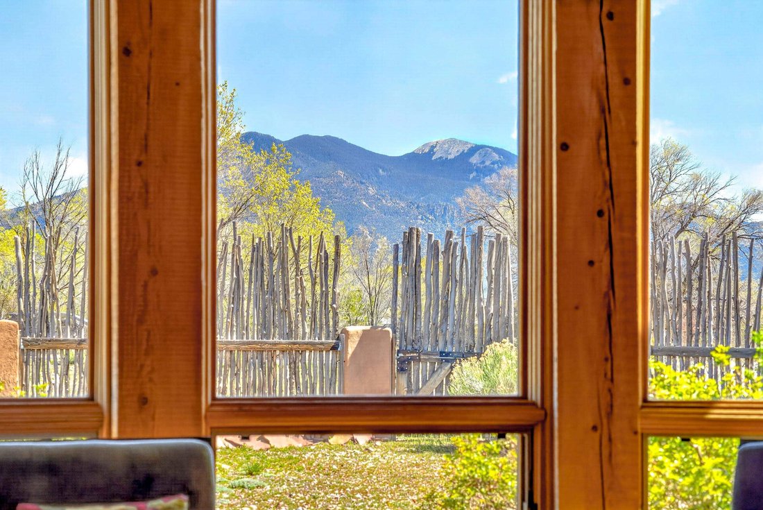 House in El Prado, New Mexico, United States 4 - 18888554