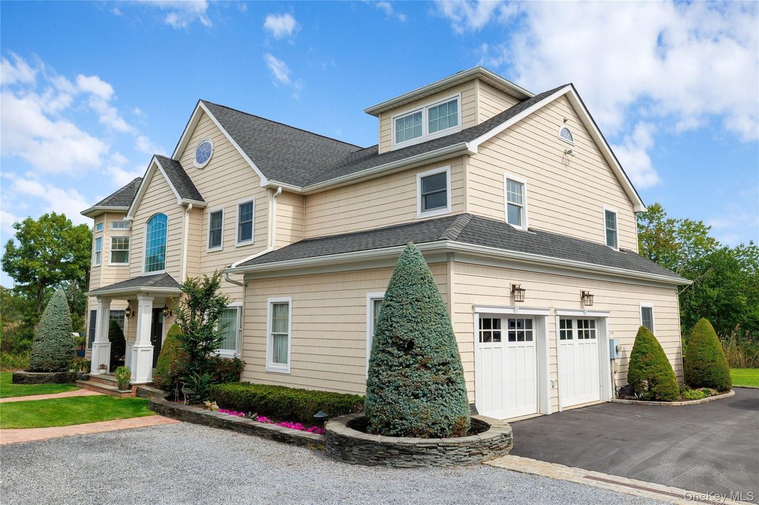 House in West Sayville, New York, United States 3 - 18888904