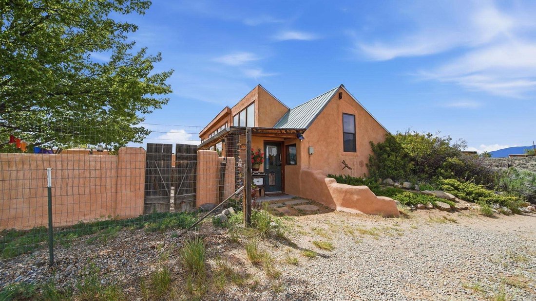House in El Prado, New Mexico, United States 1 - 18888575