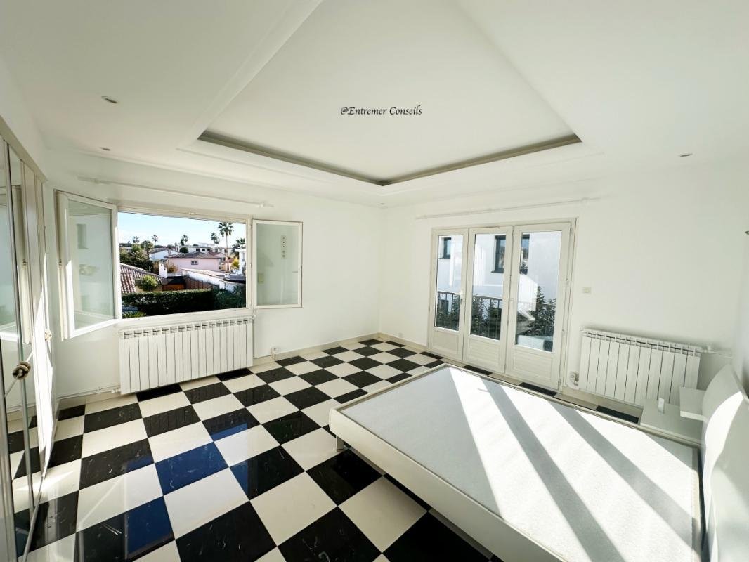 Casa en Pueblo, Villeneuve-Loubet, Francia 3 - 18887287