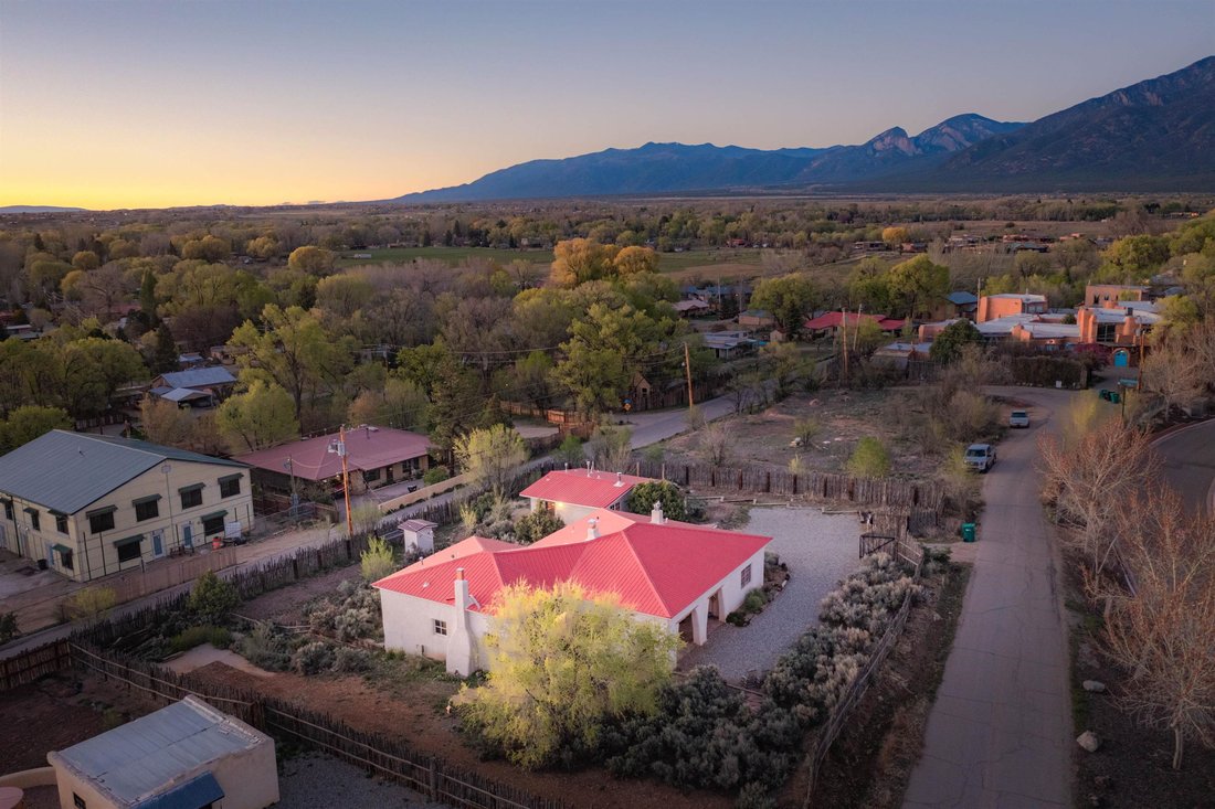 Casa a Taos, Nuovo Messico, Stati Uniti 3 - 18888578