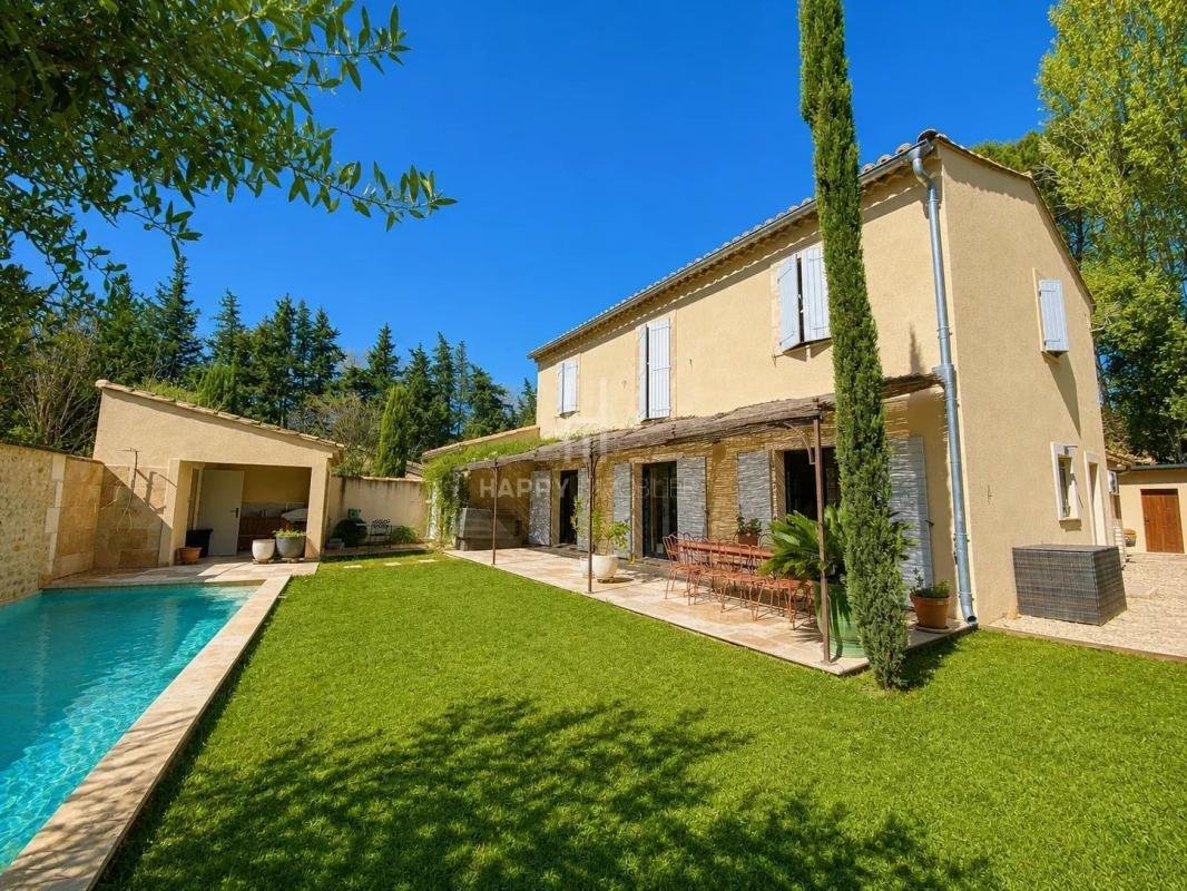 Casa a Maussane-les-Alpilles, Provenza-Alpi-Costa Azzurra, Francia 1 - 18882732