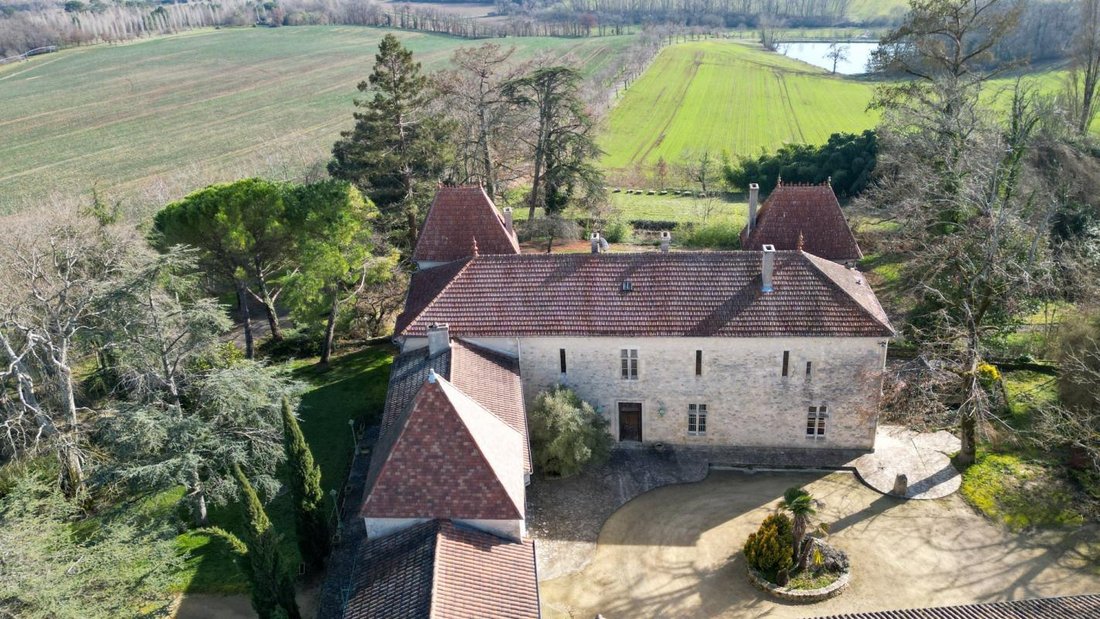 Château à La Romieu, Occitanie, France 3 - 18883939