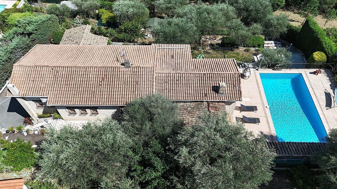 Casa a Gattières, Provenza-Alpi-Costa Azzurra, Francia 1 - 18882277
