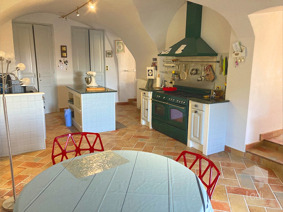 Haus in Chateauneuf-du-Rhone, Auvergne-Rhone-Alpen, Frankreich 5 - 18881338