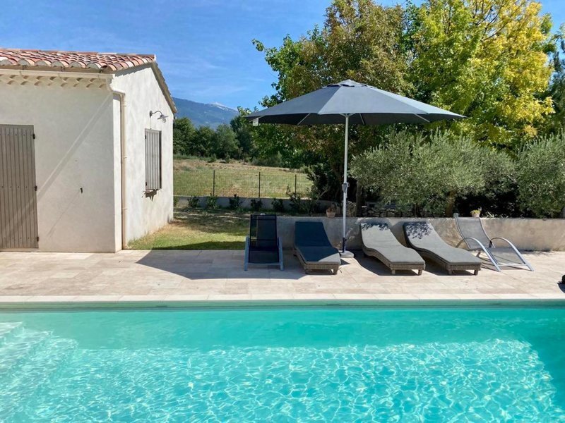 House in Crillon-le-Brave, Provence-Alpes-Côte d'Azur, France 3 - 18880670