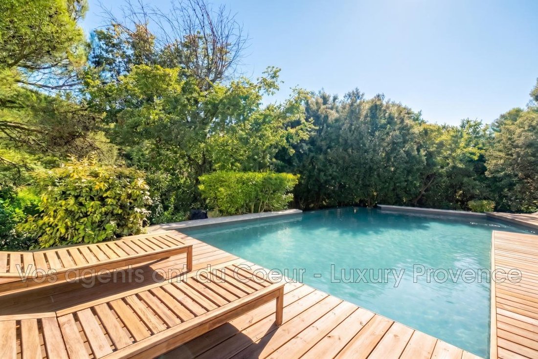 Villa en Mimet, Provenza-Alpes-Costa Azul, Francia 2 - 18881402